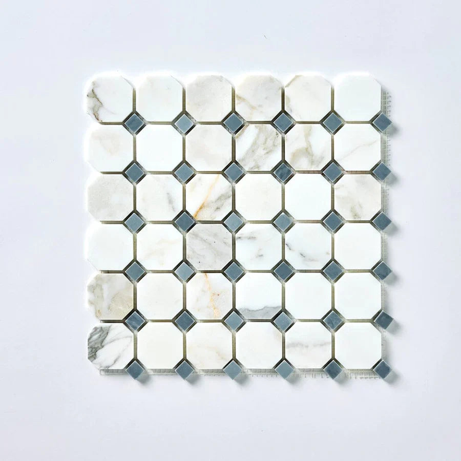 Calacatta Gold Octagon with Grey Mosaic